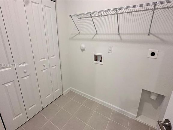 3rd image of 2760 SE 23rd Ave #2760