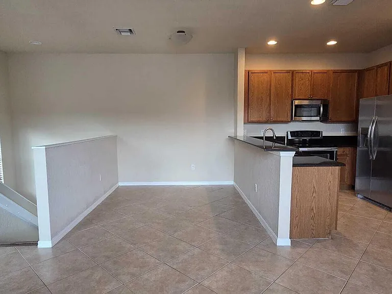 9065 Plymouth Pl — Photo 6