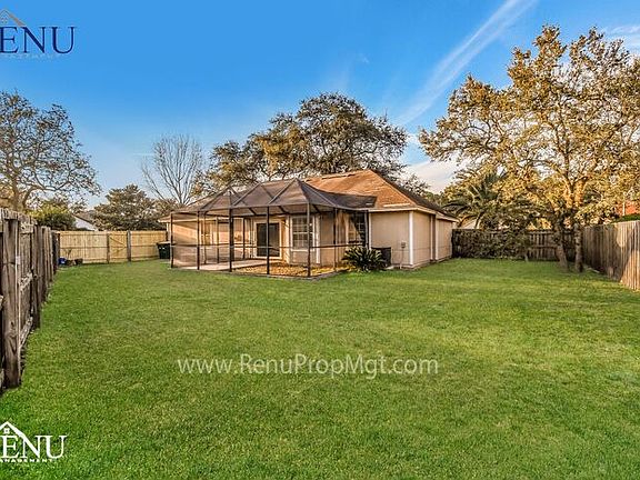 3rd image of 11328 Aston Hall Dr