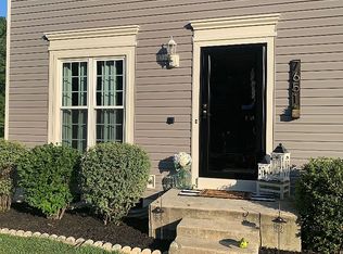 7651 Sheffield Village Ln, Lorton, VA 22079