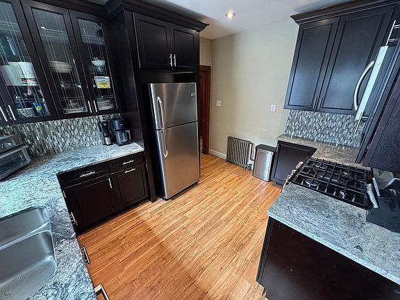 4th image of 53-55 Bates Rd #55B
