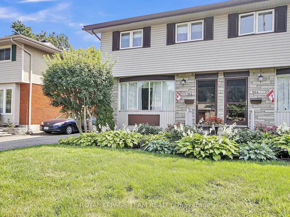 962 Dynes Rd, Ottawa, ON K2C 0G8