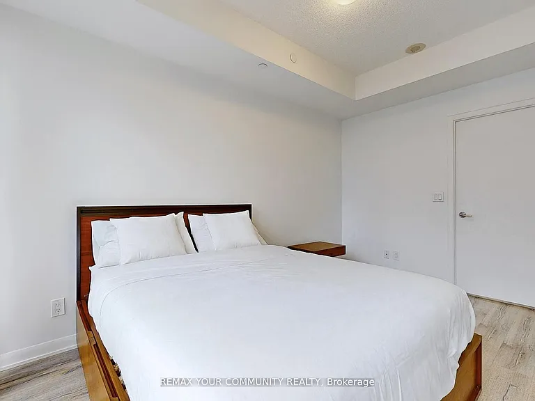 435 Richmond St W #1501 — Photo 11