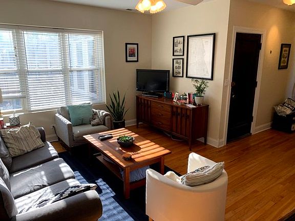 2nd image of 4712 N Wolcott Ave #3W