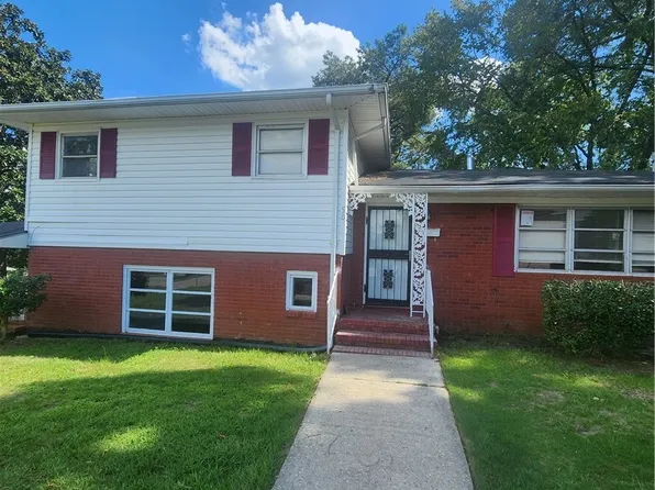 501 Spaulding St, Fayetteville, NC 28301