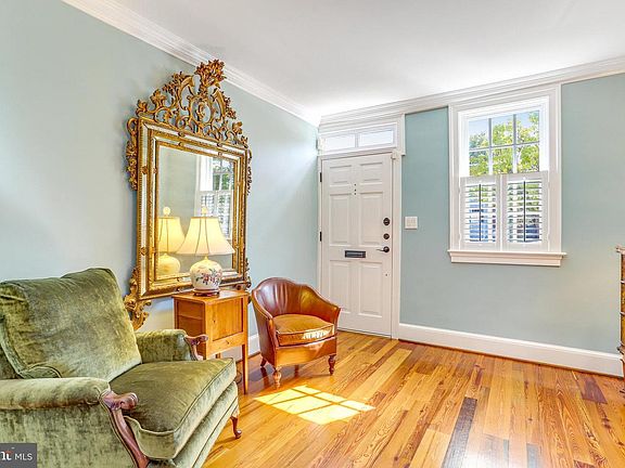 5th image of 211 Franklin St #501