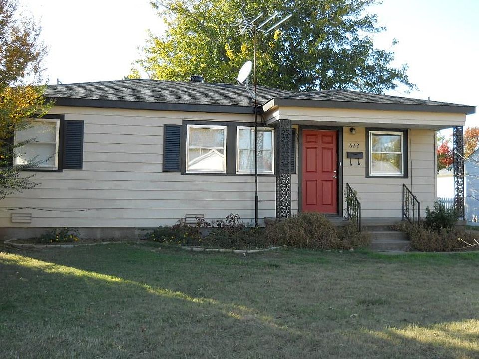 1st image of 622 Villa Dr