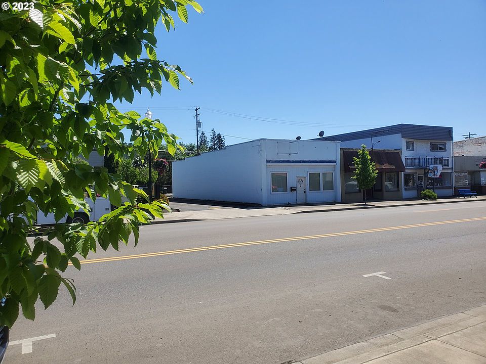 112 W Central Ave Sutherlin, OR | Zillow