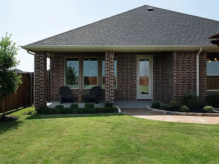 3317 Loftwood Ln — Photo 14