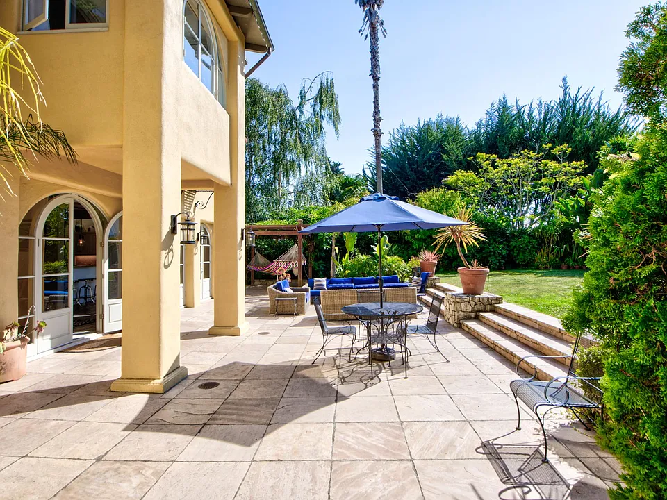 Front Patio and Lawn
