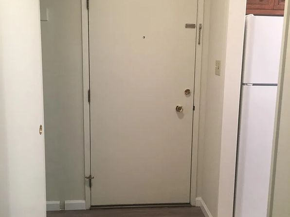 24 Crystal Springs Rd #6