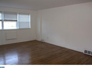 5472 Vicaris St, Philadelphia, PA 19128