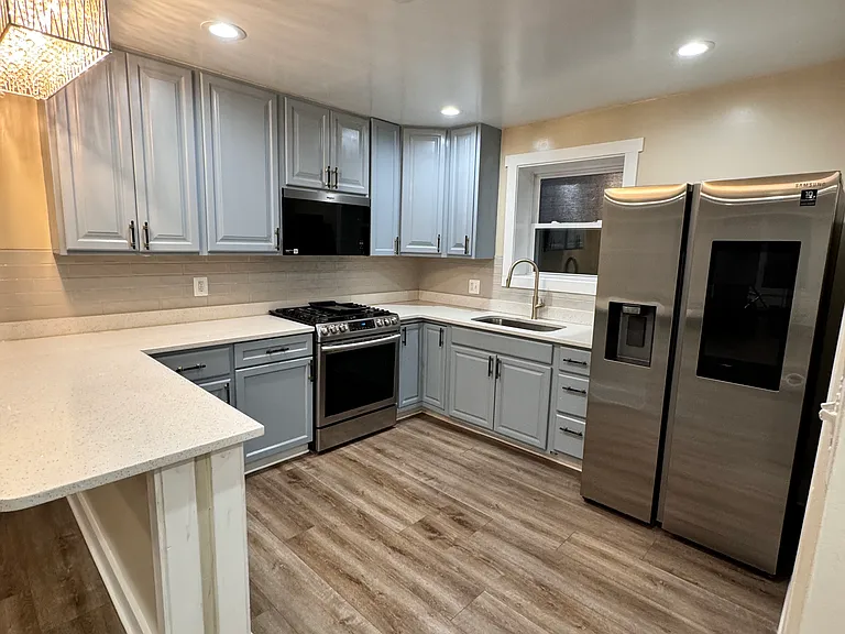 816 E Jeffrey St — Photo 3