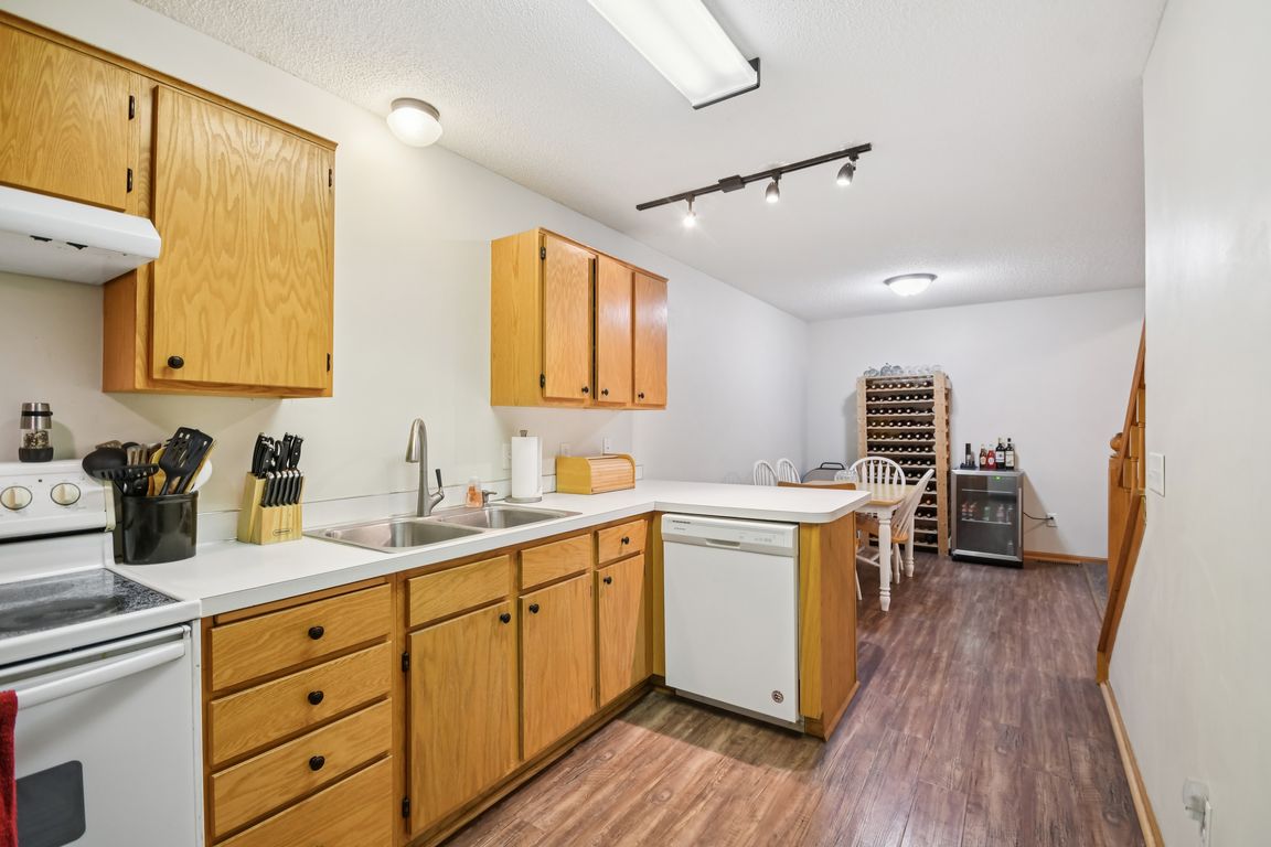 next background image