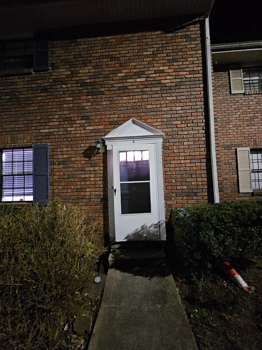 6354 Shannon Pkwy APT C photo 1
