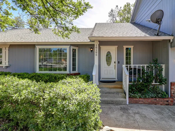 19195 Hollow Ln, Redding, CA 96003