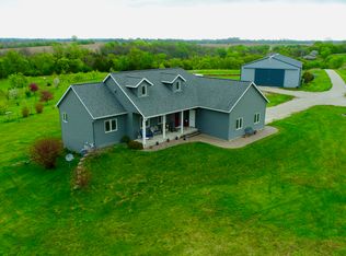 30286 Hot Iron Dr, Chatfield, MN 55923