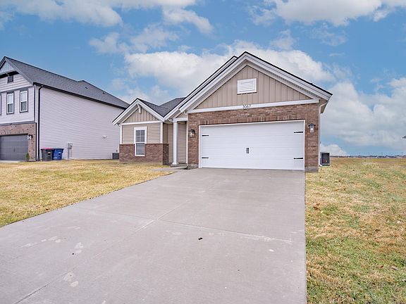 3rd image of 3067 Dowgate Dr