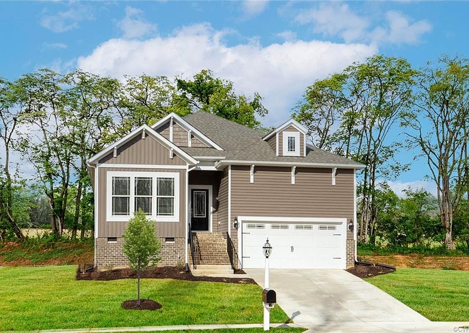 1st image of 15608 Cedarville Dr