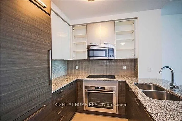 5168 Yonge St #3711 — Photo 2