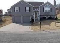1st image of 1223 SW Hillsboro Dr