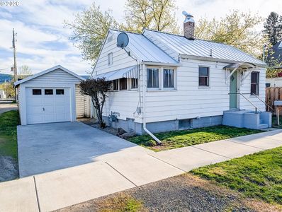 804 Jefferson Ave, La Grande, OR, 97850