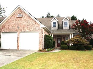 805 Windsor Place Cir, Grayson, GA 30017