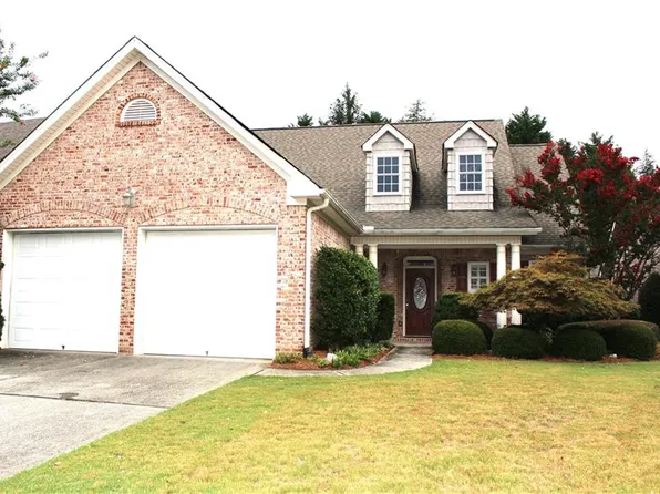 805 Windsor Place Cir, Grayson, GA 30017