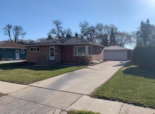 2301 8th St N, Fargo, ND 58102