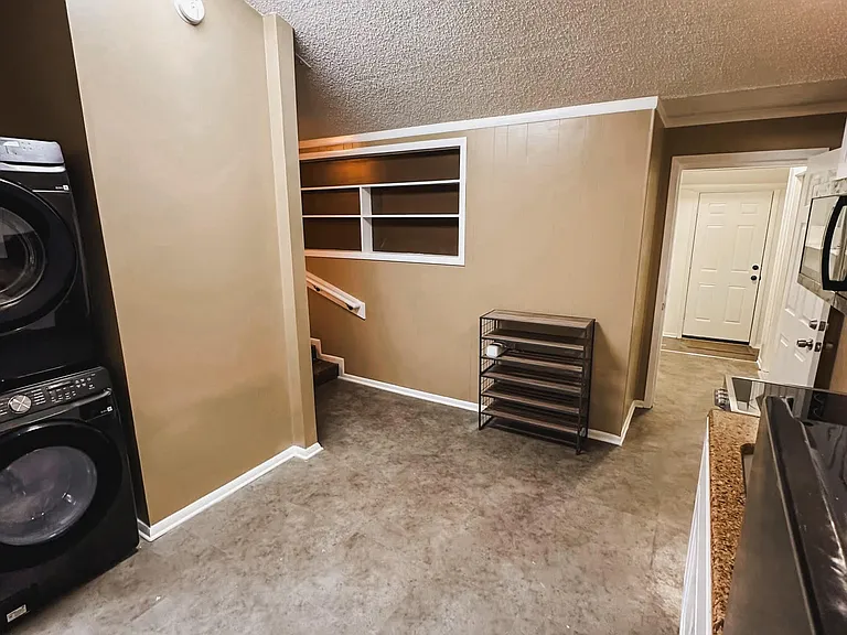 4304 San Juan Ave #4 — Photo 4