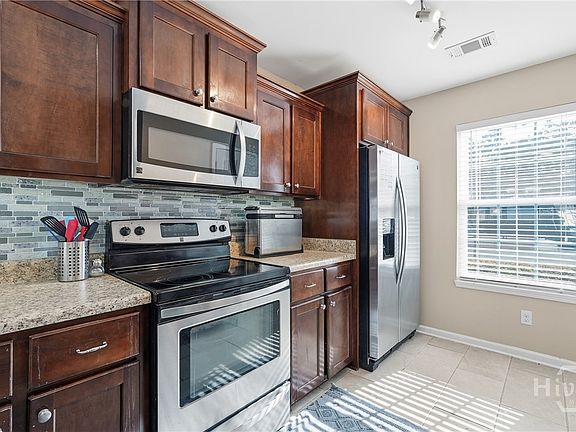 4th image of 39 Rivermoor Court