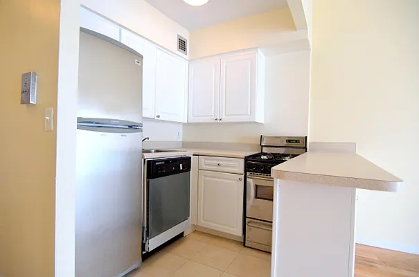 Rented by MNS | media 14