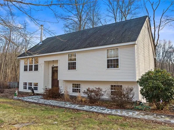 282 Ashford Center Road, Ashford, CT 06278