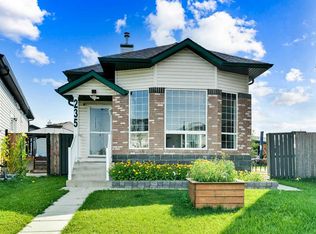 235 W Saddlemead Rd NE, Calgary, AB T3J 4J4