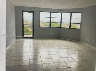 20840 San Simeon Way APT 504, Miami, FL 33179