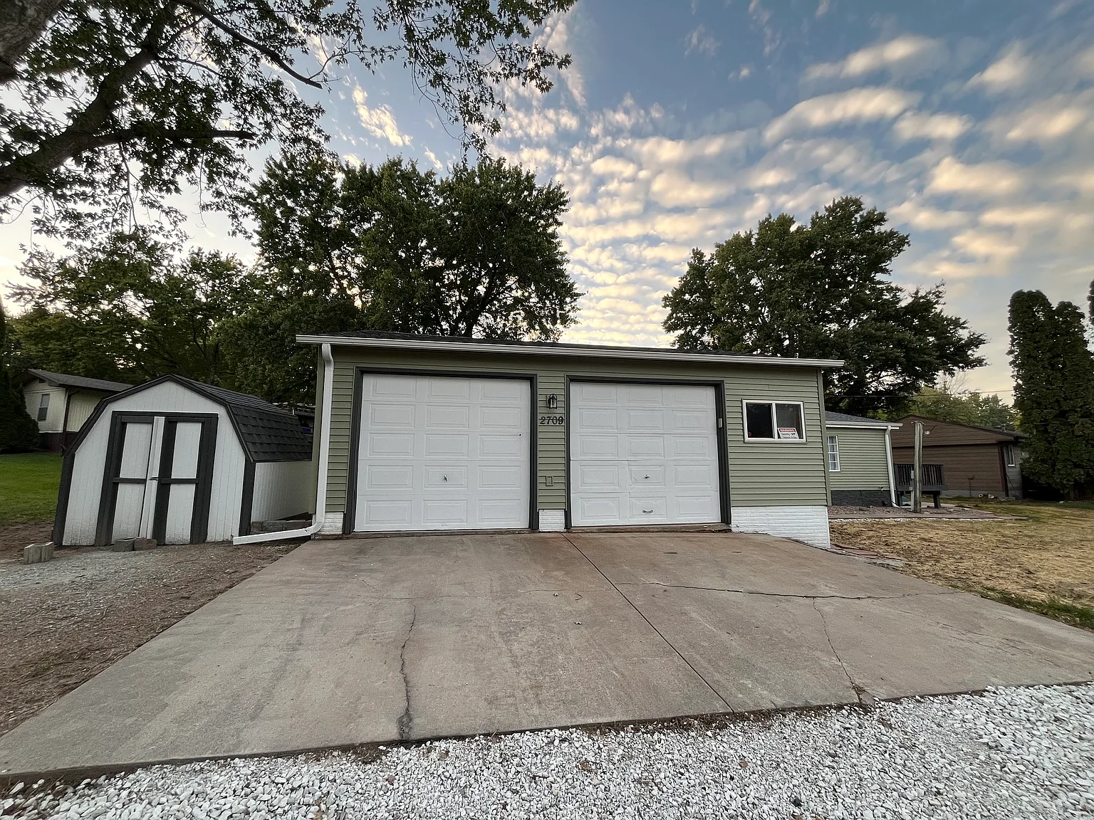 2709 Cook Ct — Photo 4
