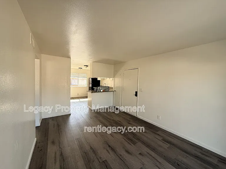 2318 Church Ave #8 — Photo 2