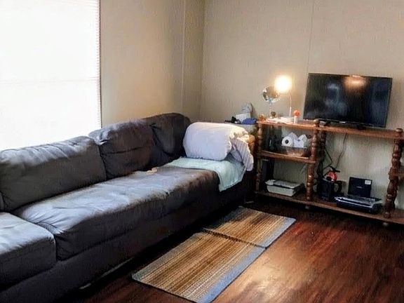 5th image of 4101 S Sheridan Rd Lot 246