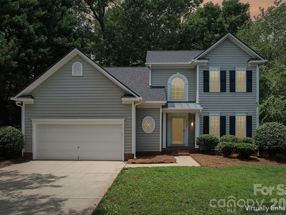 1st image of 11627 Knightsdale Dr