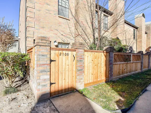 9800 Pagewood Ln APT 2108, Houston, TX 77042
