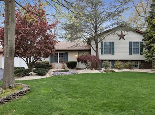 3 Yellowwood Ct, Jackson, NJ 08527