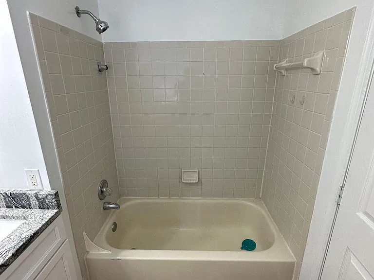 1915 Christiana Ct — Photo 21