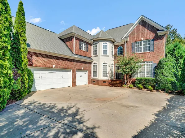 202 Asheton Lakes Way, Simpsonville, SC 29681