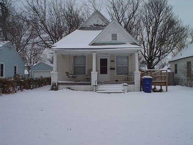 2nd image of 1312 S Waco Ave
