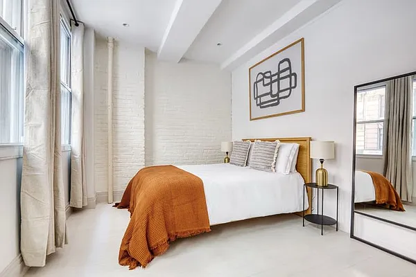 Rented by Voro New York | media 31