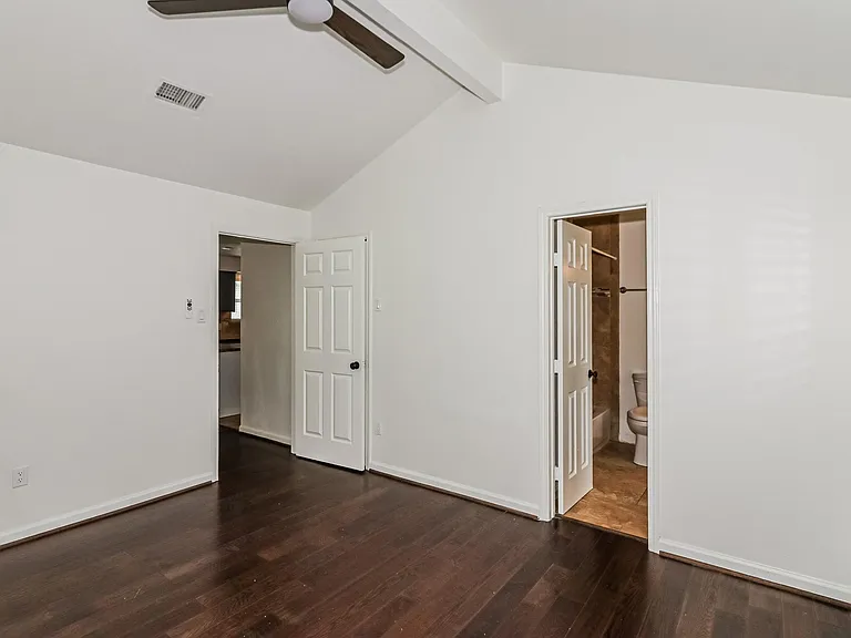 28914 Champion Oaks Dr — Photo 9