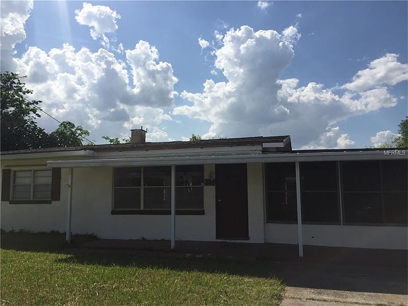 1st image of 2324 Palm Dr
