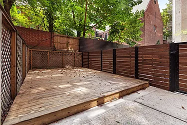 Rented by Cooper & Cooper Real Estate