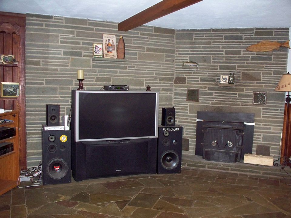 firplace in living room 3-bedroom