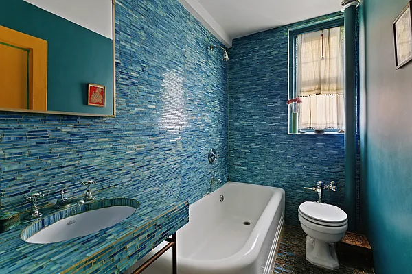 Sold by Corcoran | media 7